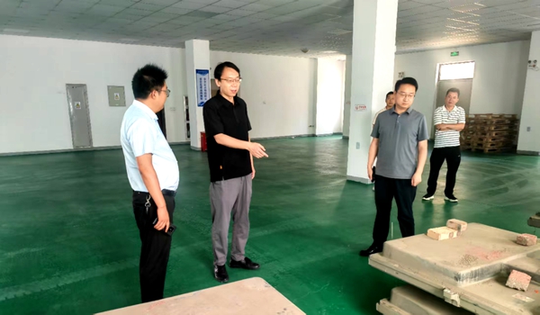  范樂(lè)偉一行深入陜西地礦生態(tài)環(huán)境禮泉公司檢查指導(dǎo)工作